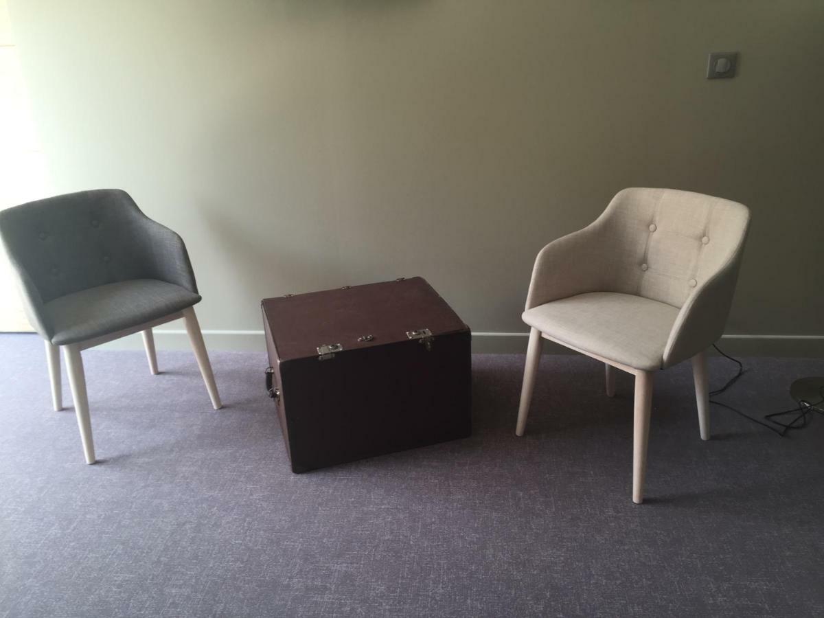 Dans Les Vignes Hotel Chamery Room photo